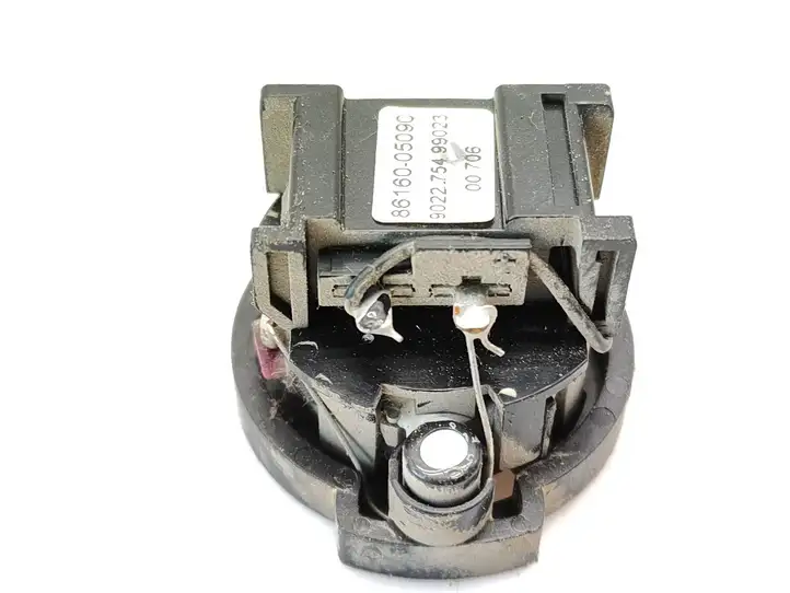 Toyota Avensis T250 (2006 - 2009) 8616005090 Твитер задних дверей — фото 4