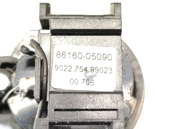 Toyota Avensis T250 (2006 - 2009) 8616005090 Твитер задних дверей — фото 6
