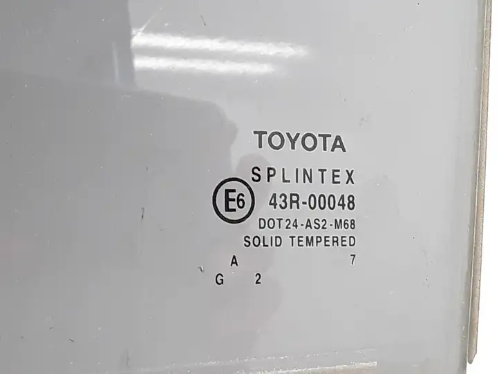 Toyota Avensis T250 (2006 - 2009) 43R00048 Стекло задней двери — фото 4