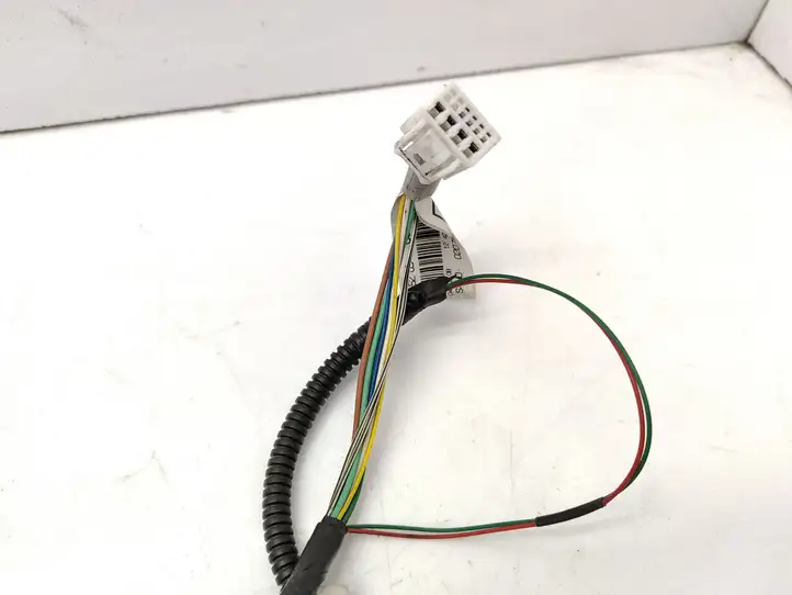 Toyota Avensis T270 (2009 - 2012)  8215205680D Проводка передних дверей