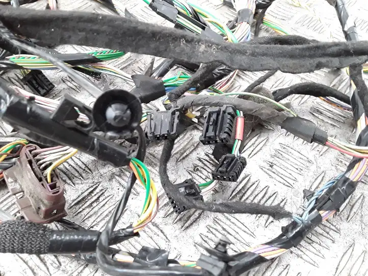 Citroen Berlingo (2003 - 2007) 9660915580 Прочая электропроводка — фото 10