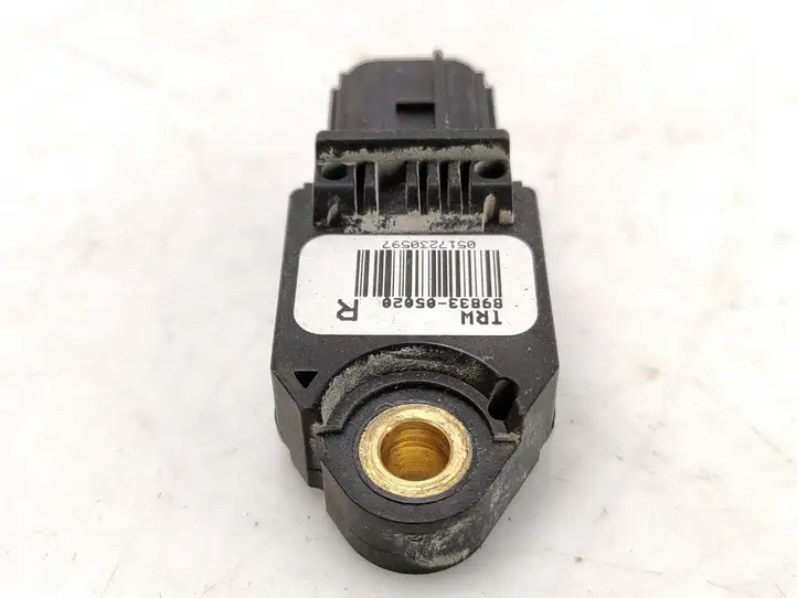 Toyota Avensis T250 (2006 - 2009) 8983305020 Датчик удара SRS — фото 6