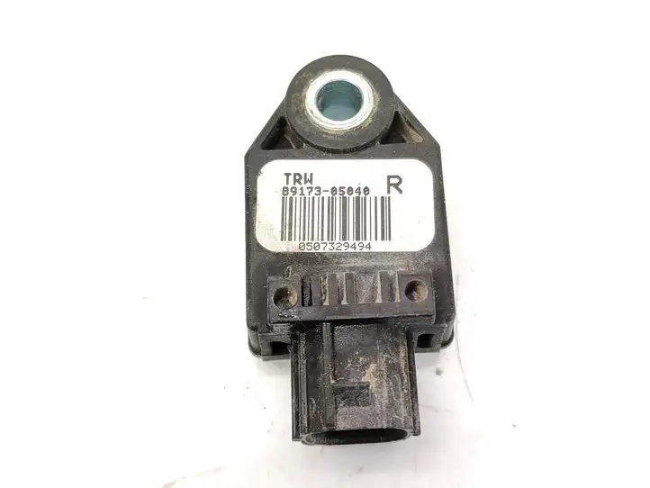Toyota Avensis T250 (2006 - 2009) 8917305040 Датчик удара SRS — фото 1