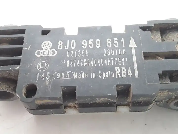 Audi A3/S3 8P (2008 - 2013) 8J0959651 Датчик удара SRS — фото 2