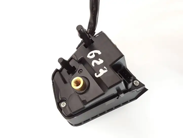 BMW 5 F10 F11 (2009 - 2016) 9229479 Кнопки на рулевом колесе — фото 8