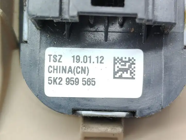 Volkswagen PASSAT CC (2012 - 2017) 3C8857858D Кнопка стеклоподъемников — фото 5