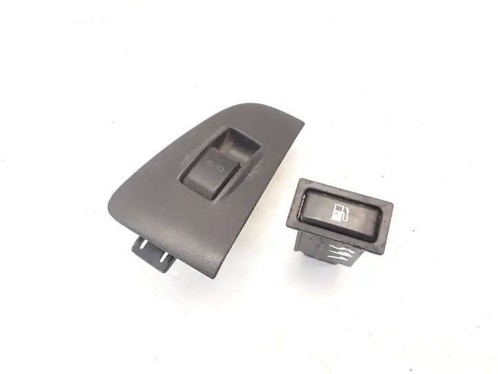 Toyota Avensis T250 (2006 - 2009) 7423105140 Блок кнопок стеклоподъемников — фото 1