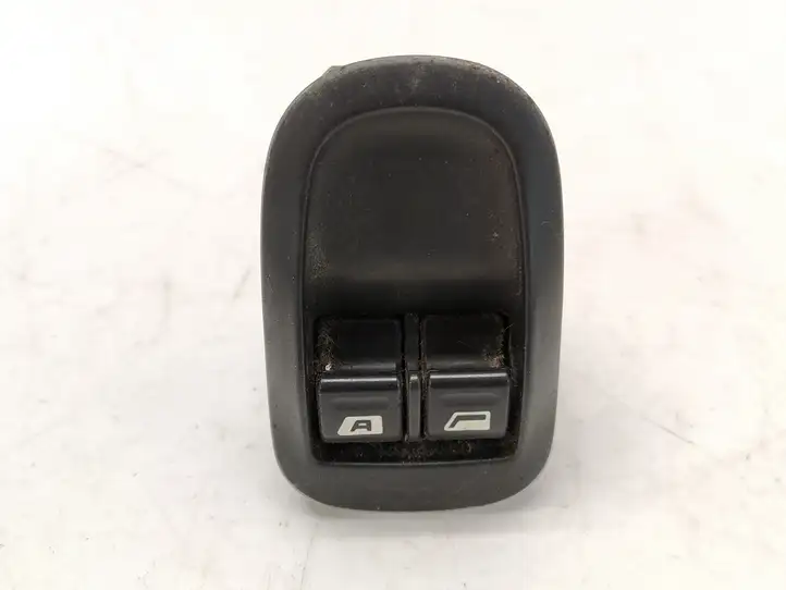 Peugeot 206 (1998 - 2012) 11845 Кнопка стеклоподъемников — фото 1