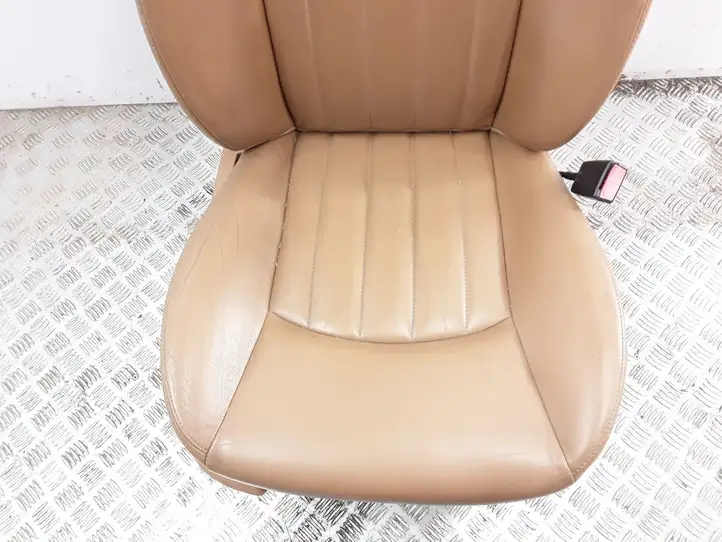 Jaguar X-Type (2001 - 2008)   Переднее сиденье пассажира