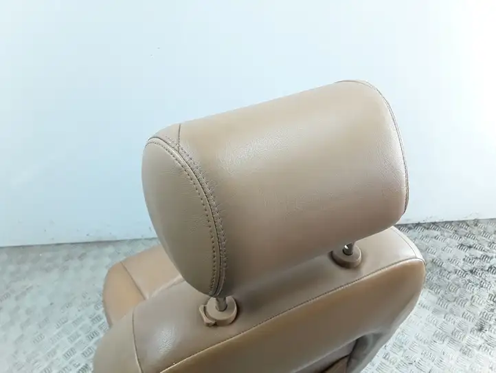 Jaguar X-Type (2001 - 2008)   Переднее сиденье пассажира