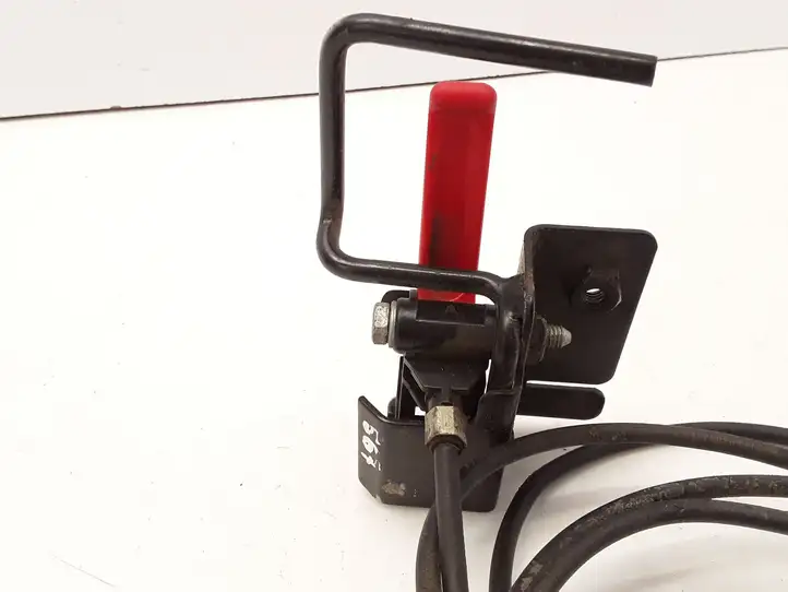 Citroen Berlingo (2003 - 2007)   Ручка капота