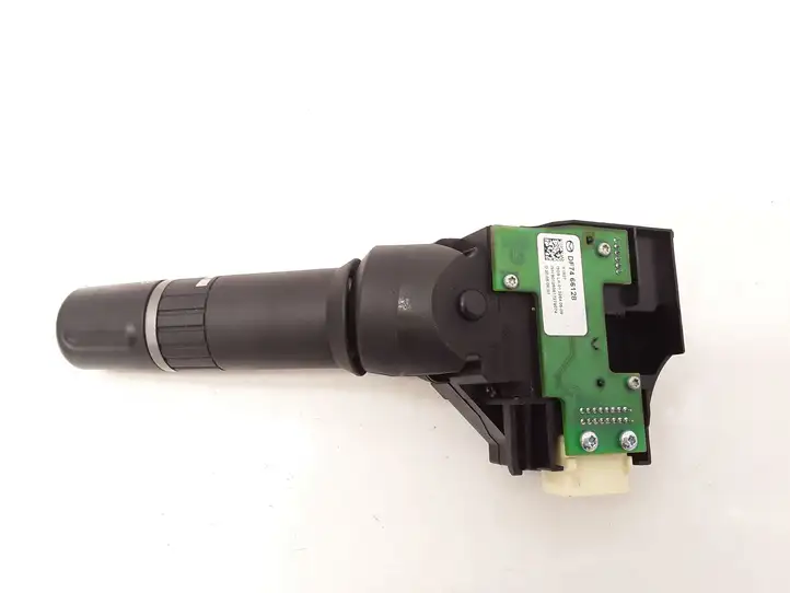 Mazda 2. (2007 - 2010)  DF7466128 Ручка стеклоочистителей