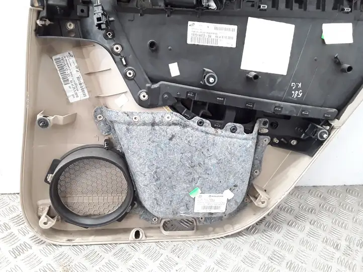 Volkswagen PASSAT B7 (2011 - 2014) 3AE867211 Обшивка задней двери — фото 6
