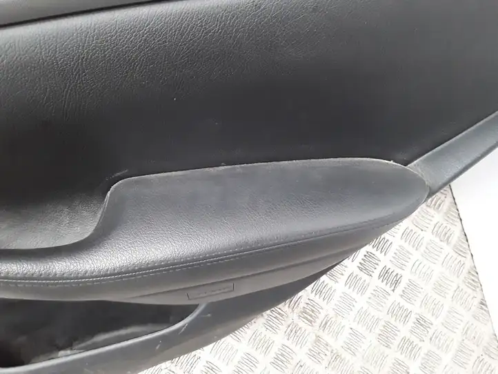 Toyota Avensis T250 (2006 - 2009) 6763005A30B0 Обшивка задней двери — фото 4