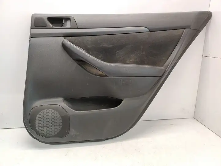 Toyota Avensis T250 (2006 - 2009) 819T501 Обшивка задней двери — фото 1