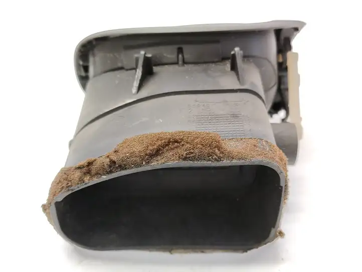 Peugeot 206 (1998 - 2012) 9632184877 Боковой воздушный дефлектор — фото 6