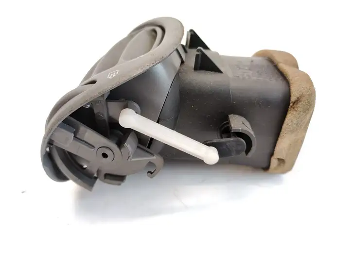 Peugeot 206 (1998 - 2012) 9632184377 Боковой воздушный дефлектор — фото 4
