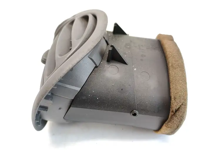 Peugeot 206 (1998 - 2012) 9632184877 Боковой воздушный дефлектор — фото 6