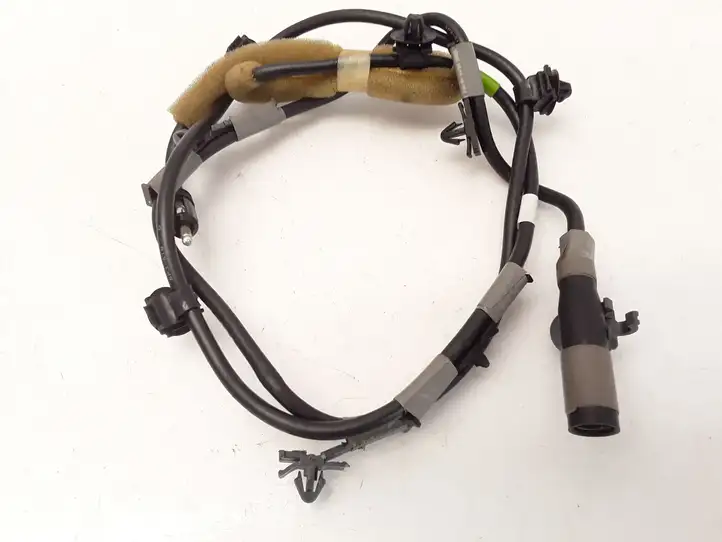 Mazda 2. (2007 - 2010)  C861371 Радио антенна