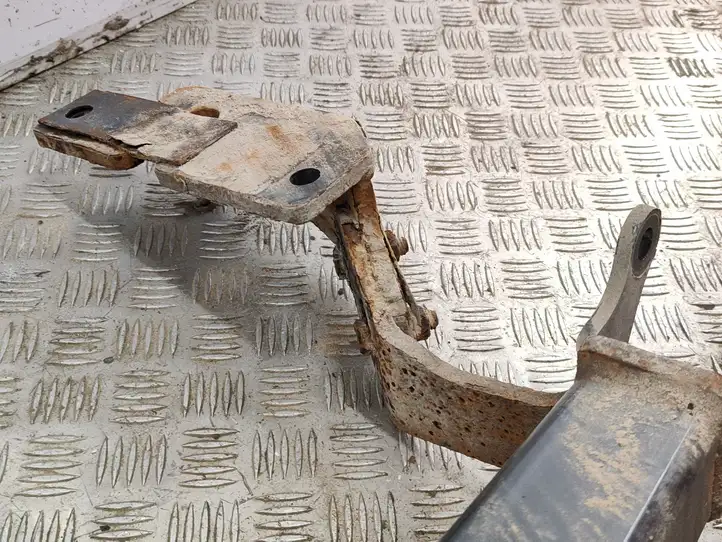 Citroen C5 (2004 - 2008)  9653200980 Съемный крюк