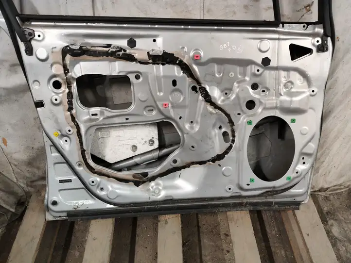 Toyota Avensis T270 (2009 - 2012) 1F7 Дверь — фото 9
