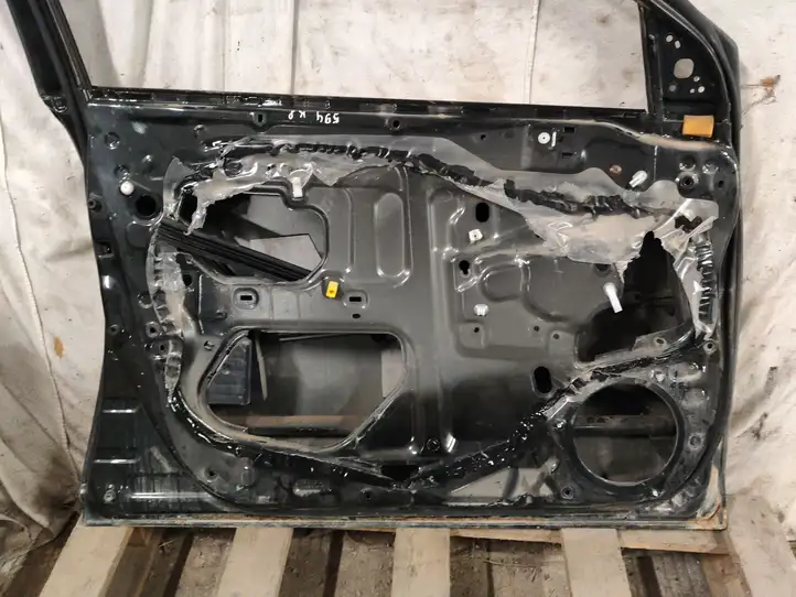 Toyota Avensis T250 (2006 - 2009) 209 Дверь — фото 8