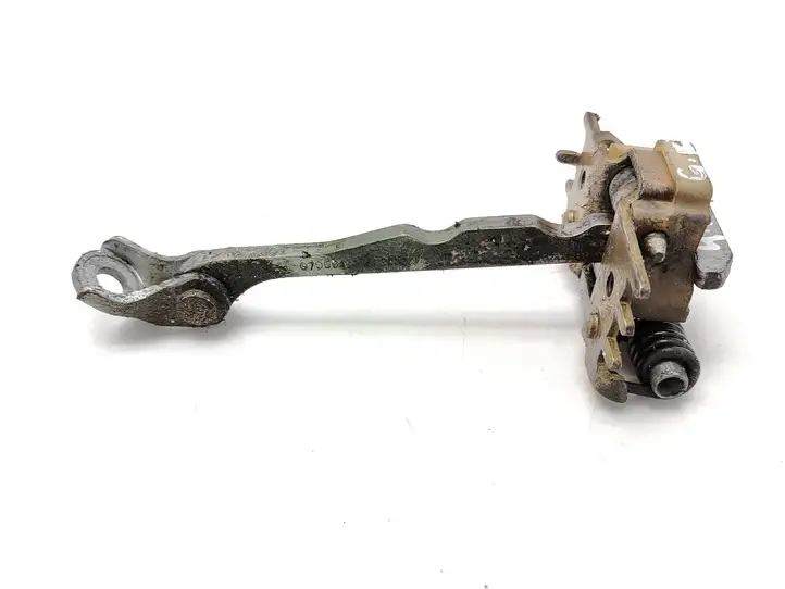 Renault Espace -  Grand espace IV (2004 - 2014)   Ограничитель открывания задней двери