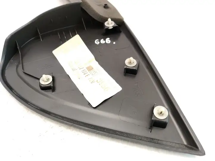 Volkswagen up! (2011 - )  1S0837974E Пластиковая отделка зеркала