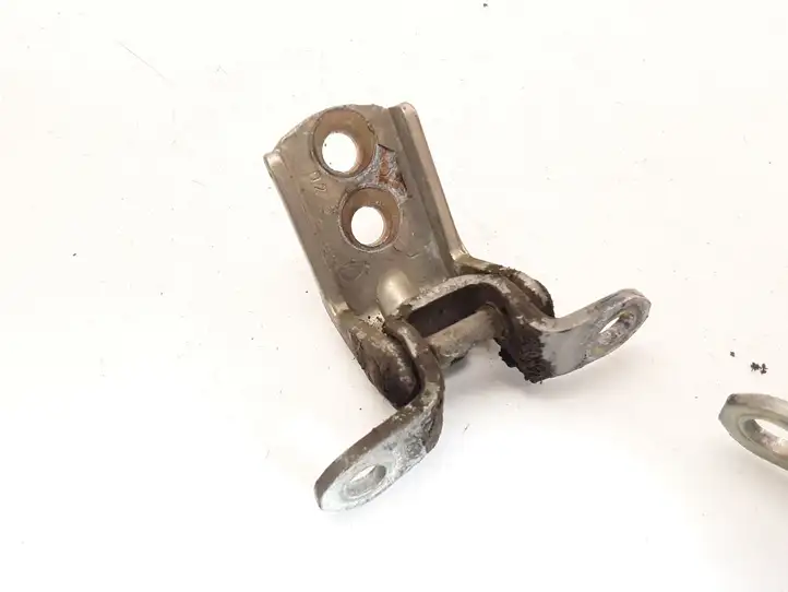 Nissan Primera (2001 - 2008)    Комплект петель задней двери