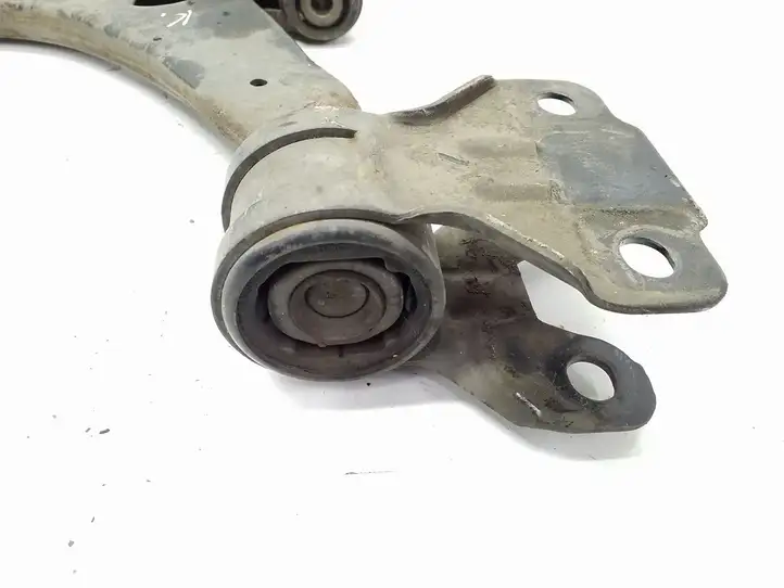 Ford Focus (2011 - 2015)   Вилы