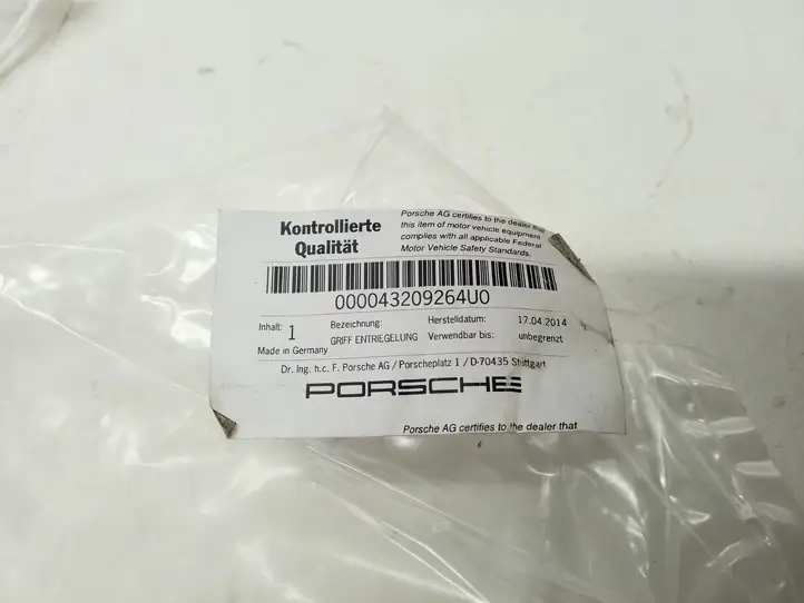 Porsche Cayenne (92A) (2011 - 2017) 000043209264U0 Ручка бардачка — фото 4