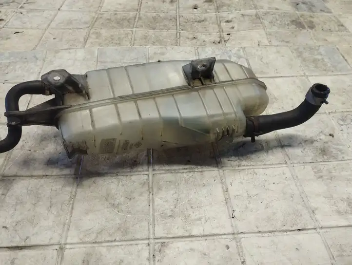 Nissan Note (E11) (2006 - 2014) 21711AX600 Расширительный бачок — фото 4