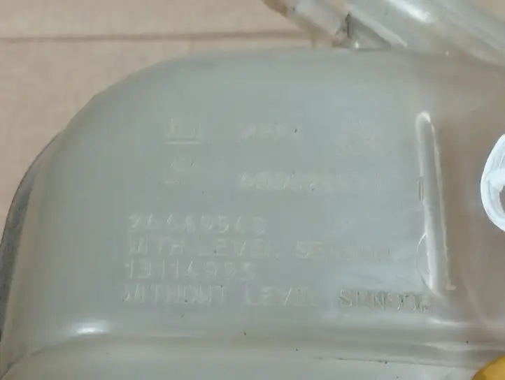 Opel Astra (2004 - 2009)  460029937 Расширительный бачок охлаждающей жидкости