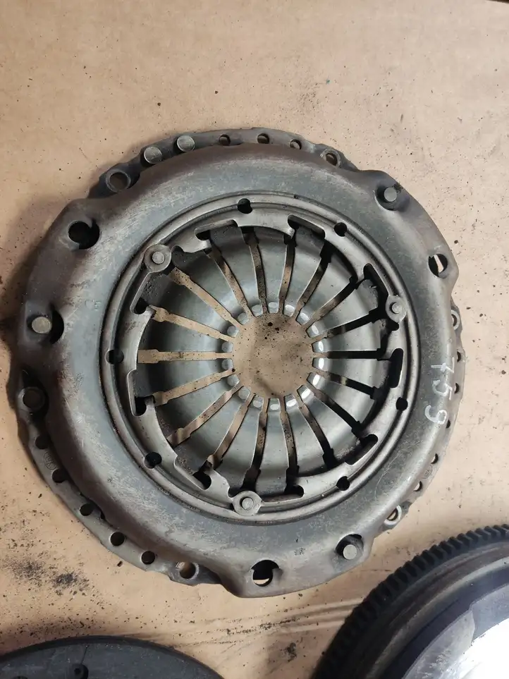 Opel Vectra (2005 - 2009)  9223223 Комплект сцепления