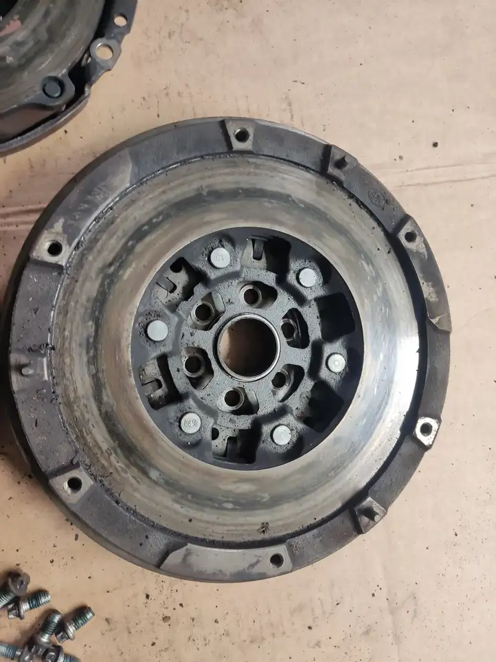 Opel Vectra (2005 - 2009)  9223223 Комплект сцепления