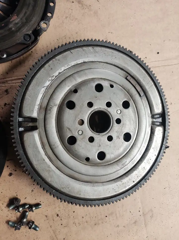 Opel Vectra (2005 - 2009)  9223223 Комплект сцепления