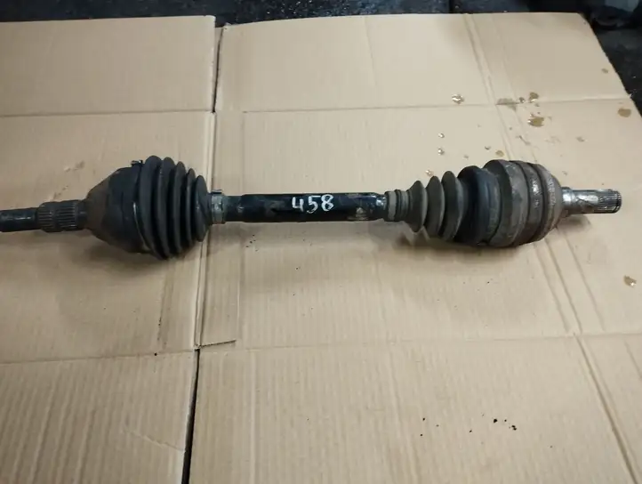 Opel Vectra (2002 - 2005)   Передняя полуось