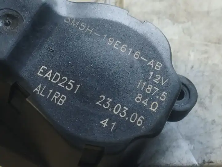 Ford S-MAX (2006 - 2010) 3M5H19E616AB Двигатель задвижки потока воздуха — фото 2