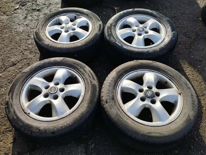 Hyundai Santa Fe (2000 - 2005) Легкосплавный колесный диск R16 — фото 1