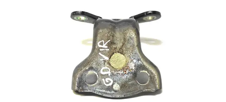 Chevrolet Captiva (2006 - 2011)   Верхняя петля задней двери