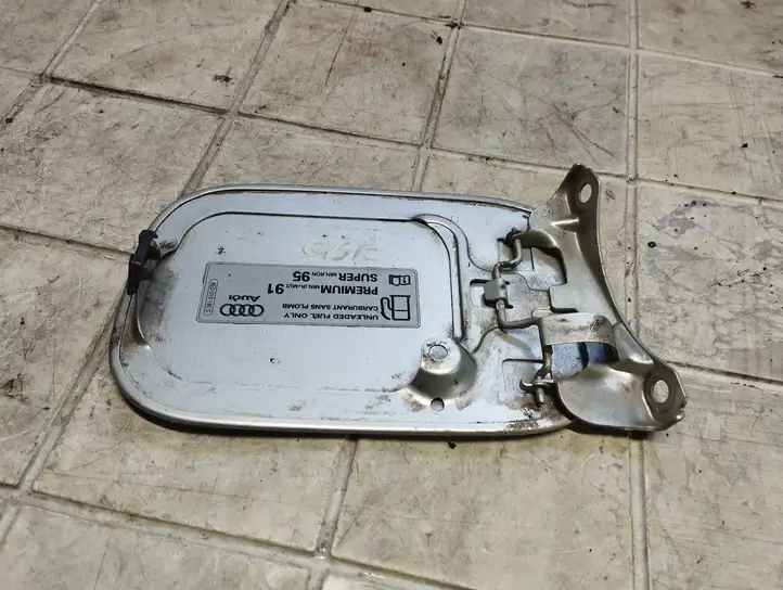 Audi A4 S4 B7 8E 8H (2004 - 2009) 8E0010190S Крышка топливного бака — фото 4