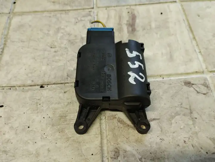 Opel Meriva A (2002 - 2006) 0132801356 Двигатель задвижки потока воздуха — фото 3