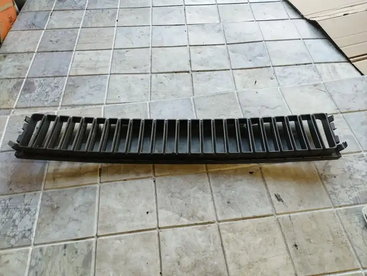 Skoda Fabia Mk1 (6Y) (1999 - 2007) Нижняя решетка переднего бампера — фото 4