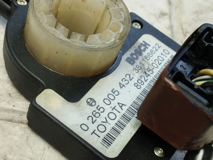 Toyota Avensis T250 (2003 - 2006)  0265005432 Датчик положения (угла) руля