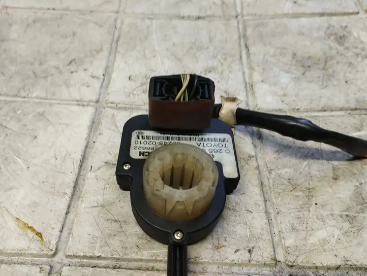 Toyota Avensis T250 (2003 - 2006)  0265005432 Датчик положения (угла) руля