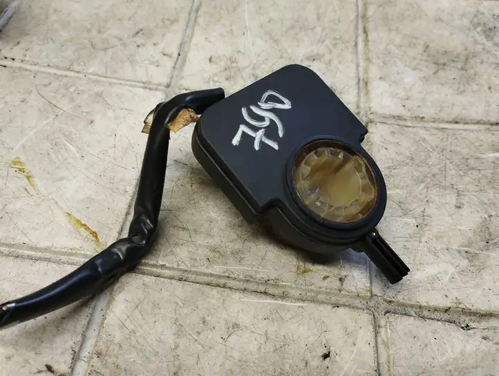 Toyota Avensis T250 (2003 - 2006)  0265005432 Датчик положения (угла) руля