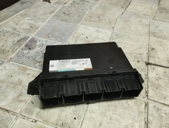 Ford Focus (2011 - 2015) AV6N19G481AM Модуль комфорта — фото 1