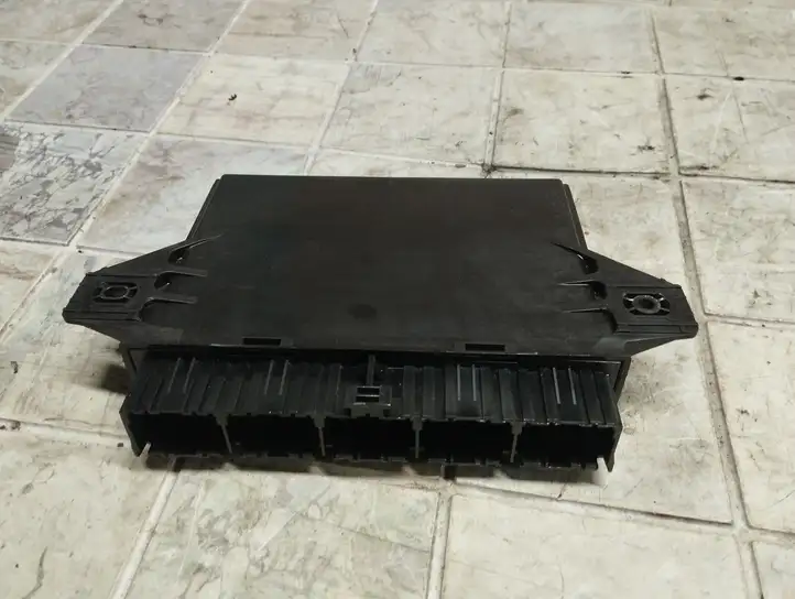 Ford Focus (2011 - 2015) AV6N19G481AM Модуль комфорта — фото 3