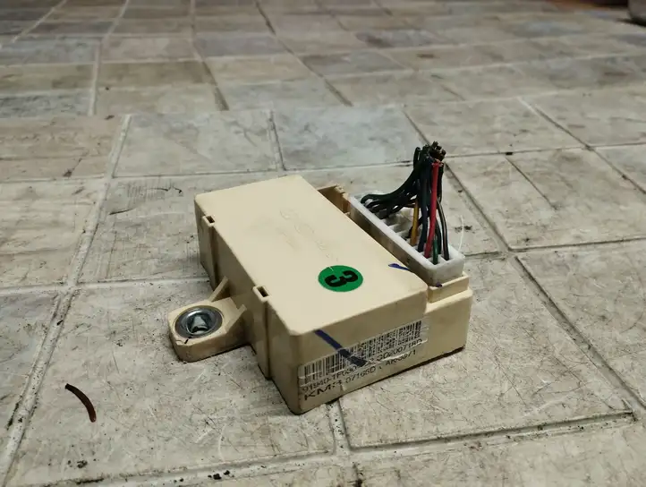 Kia Sportage (2008 - 2010)  919401F030 Другие блоки управления / модули