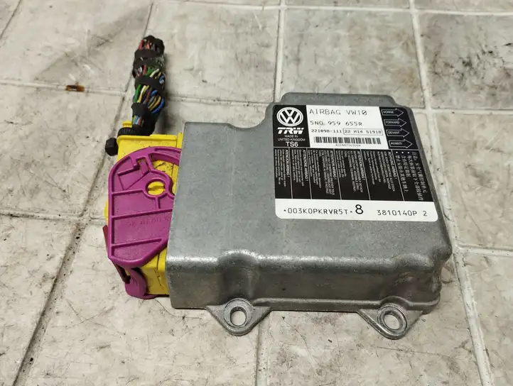 Volkswagen Tiguan (2007 - 2011)  5N0959655R Блок управления надувных подушек
